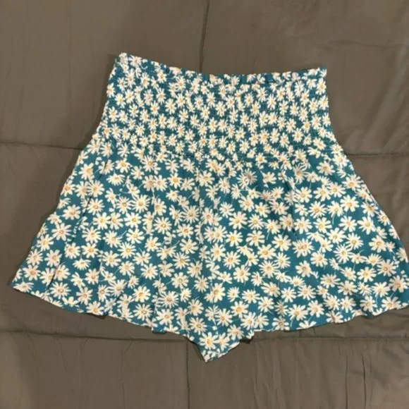 Dokotoo Shorts High Elastic Waisted. NWOT - Picture 2 of 4